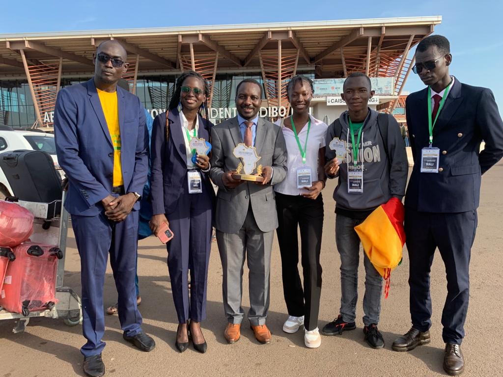 13e édition du Concours international génies en herbe OHADA : Le Mali sacré champion