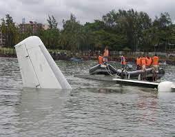 Journée internationale des victimes d’accidents d’aviation et de leurs familles : Le DG de l’ANAC rend un hommage à Sékou DANIOKO et Fassiriman DEMBELE, survivants du crash survenu à Ouaga en 1974