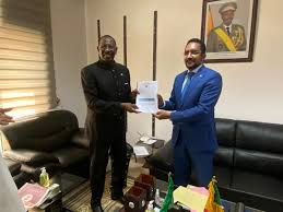 Ministère des Maliens établis à l’extérieur : Le ministre Mossa Ag Attaher rencontre une délégation du HCME conduite par son président Habib Sylla et
