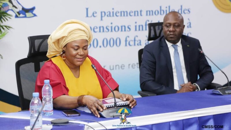 Le chantier de dématérialisation de la gestion des caisses de la CMSS en marche : Le rapport du projet du PAFEEM remis au DG de la CMSS