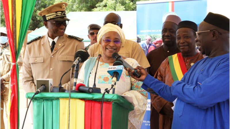 CANAM : Visite de terrain du Ministre de la Santé et du Développement Social : l’AMO en bonne santé