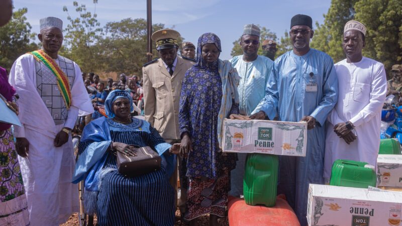 Kolokani : La remise des motos et des kits alimentaires aux personnes vulnérables