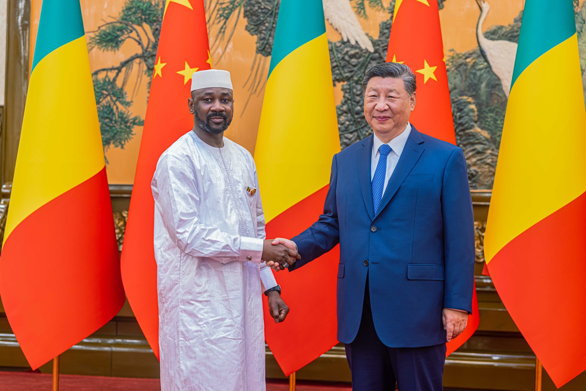 Rencontre bilatérale : Assimi GOÏTA et Xi JINPING saluent l’amitié historique entre le Mali et la Chine