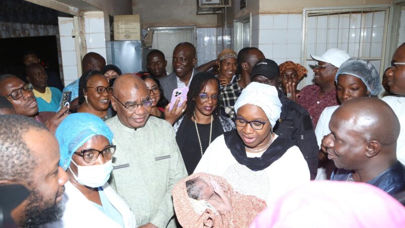 Caravane du 31 décembre 2024 dans les structures de santé à Bamako : Le Secrétaire Général du ministère de la Santé et du Développement Social satisfait des soins et services de santé de qualité offerts