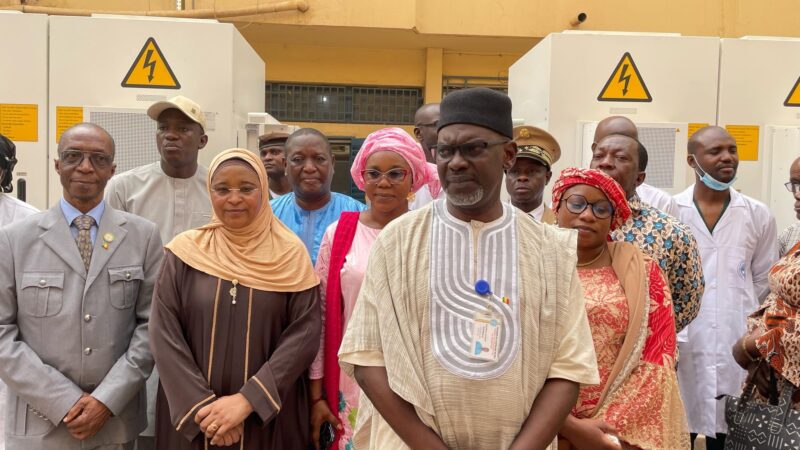 Installation des panneaux solaires au Centre National d’Odonto-stomatologie (CNOS) : Les œuvres sociales du président de la transition prennent une dimension énergétique