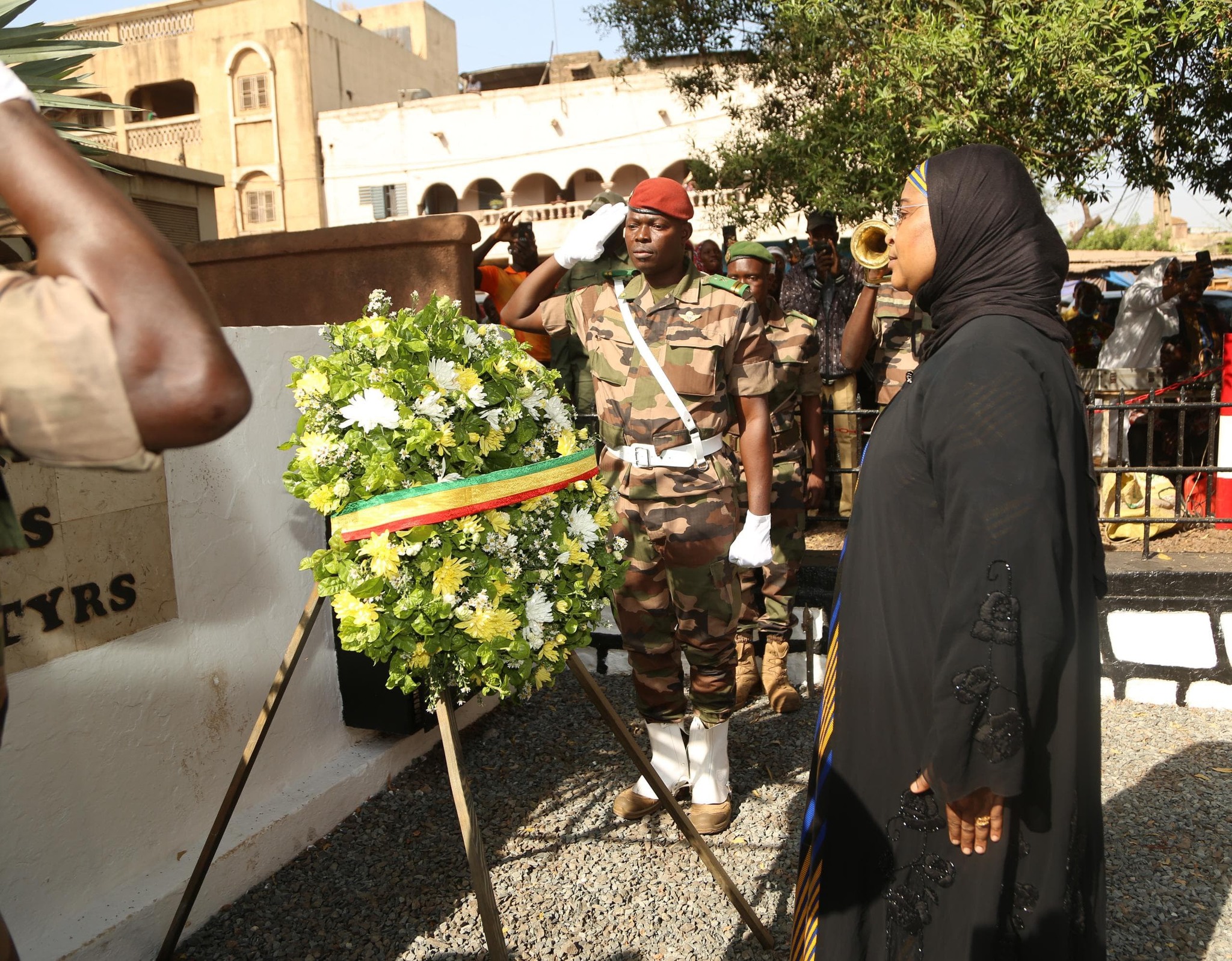 Commémoration des martyrs de mars 1991 : Le ministre de la Santé et du Développement Social, le médecin Colonel Assa Badiallo TOURÉ dans la vision de perpétuer la mémoire collective