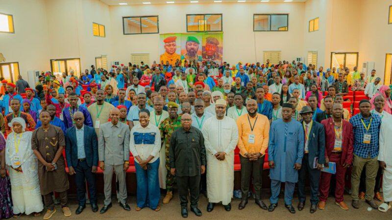 A l’École de la citoyenneté : Le ministre Kansaye à l’honneur