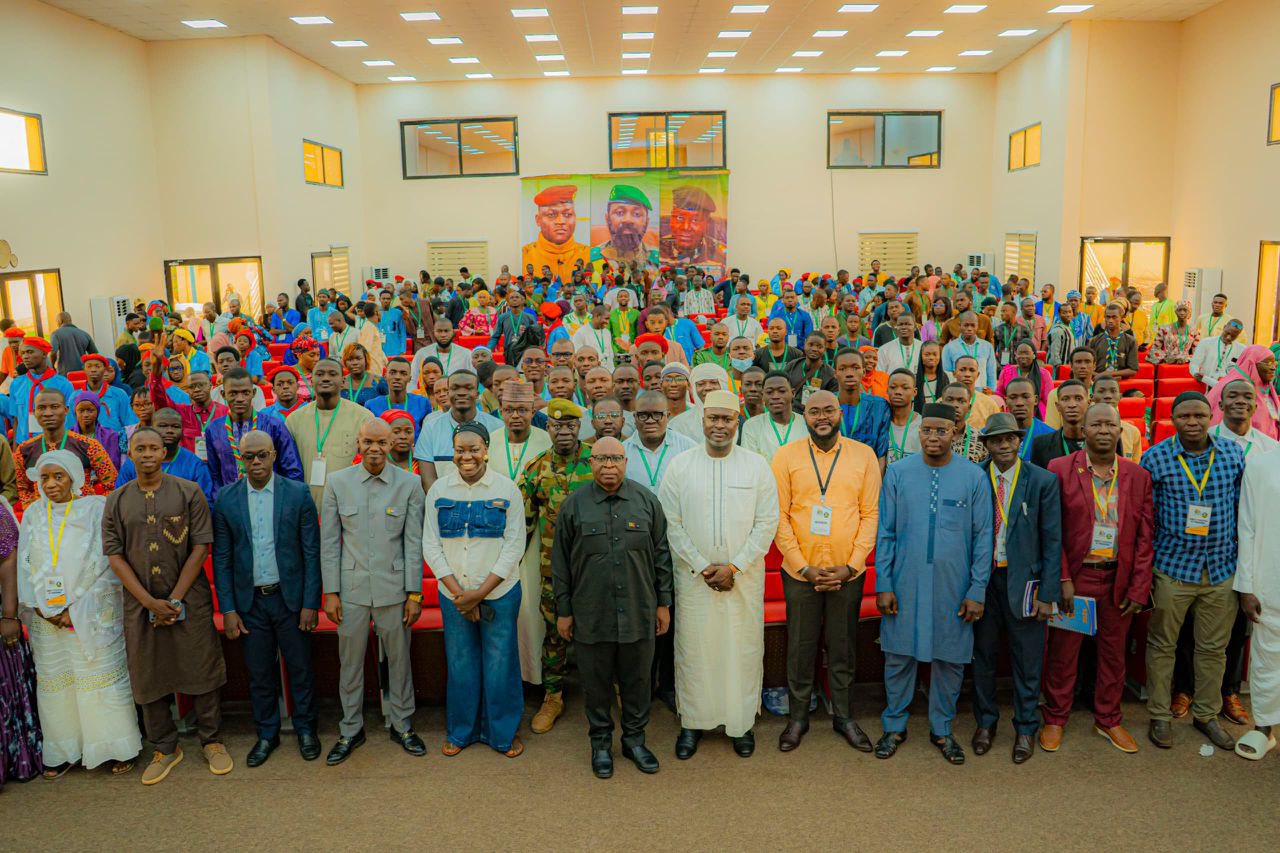 A l’École de la citoyenneté : Le ministre Kansaye à l’honneur