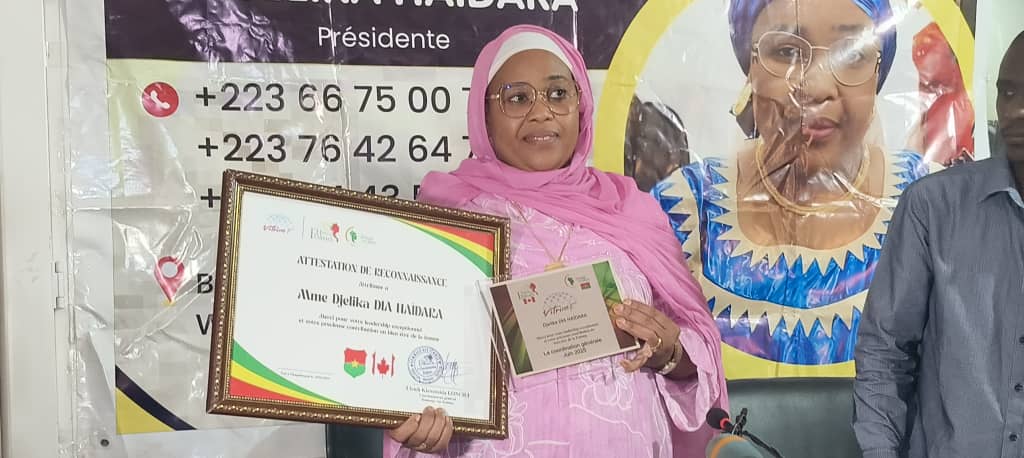 Engagement en faveur de la gouvernance des femmes : Mme Dia Djélika Haïdara primée au Burkina Faso