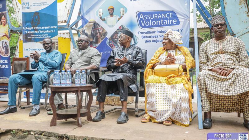 Campagne de sensibilisation à l’Assurance Volontaire : L’INPS renforce sa présence au marché de Médine (Sougouni Koura)