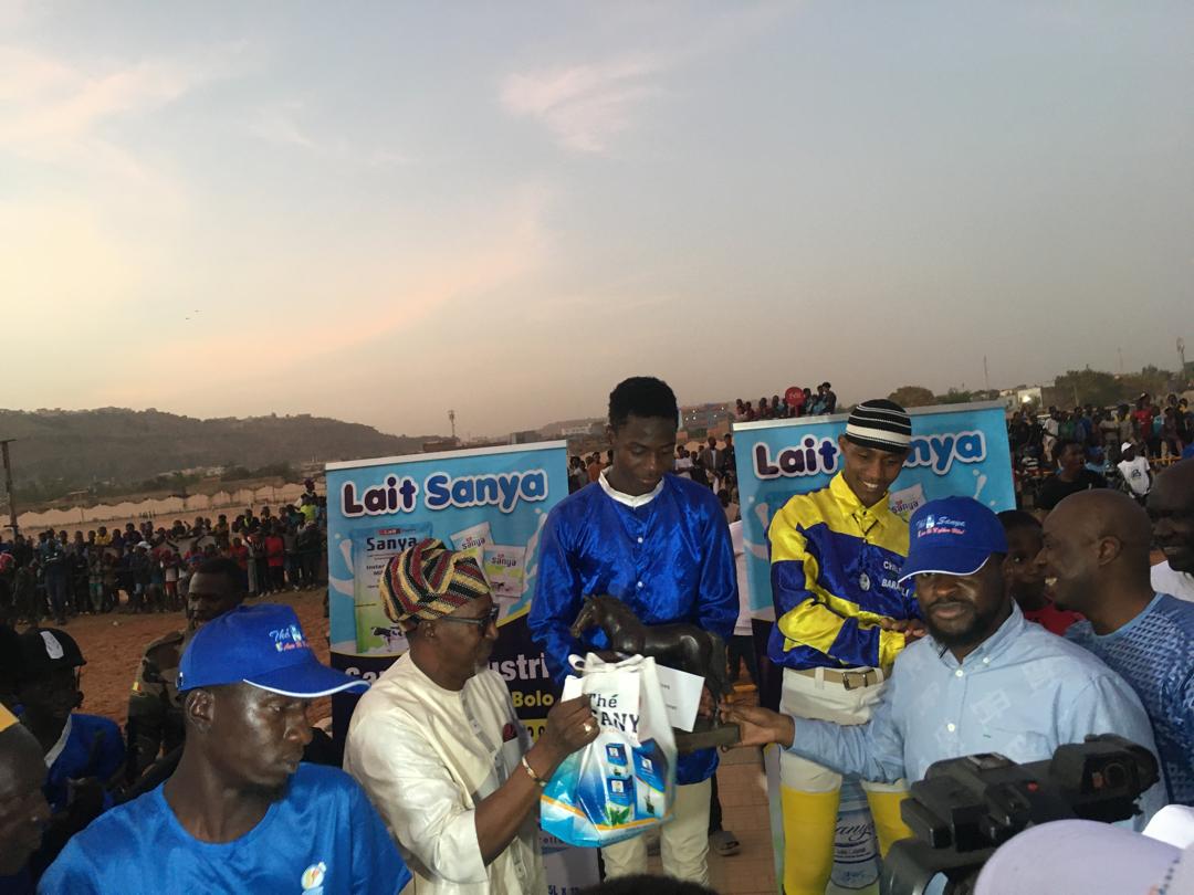 Grand prix Sanya industrie : Le cheval « Ferrari » remporte la catégorie des Cracks