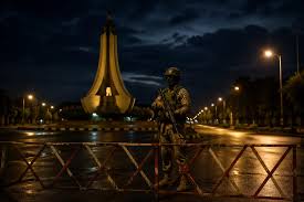 Sécurité renforcée à Bamako : Un couvre-feu de 72 heures instauré par le Gouverneur