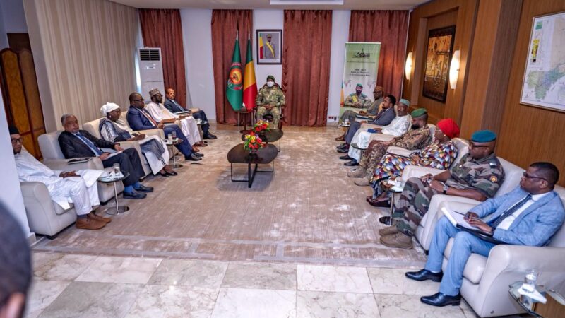 Diplomatie : Le Président de la Transition reçoit le Président de la Commission de l’Union africaine